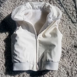 Girls sz 6-7 reversible Hello Kitty vest